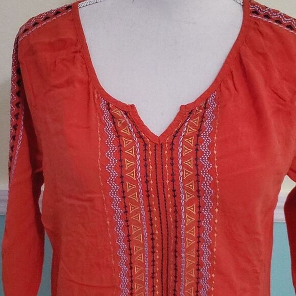 One World Red Orange Embroidered 3/4 Sleeves Boho Peasant Top - Picture 2 of 11
